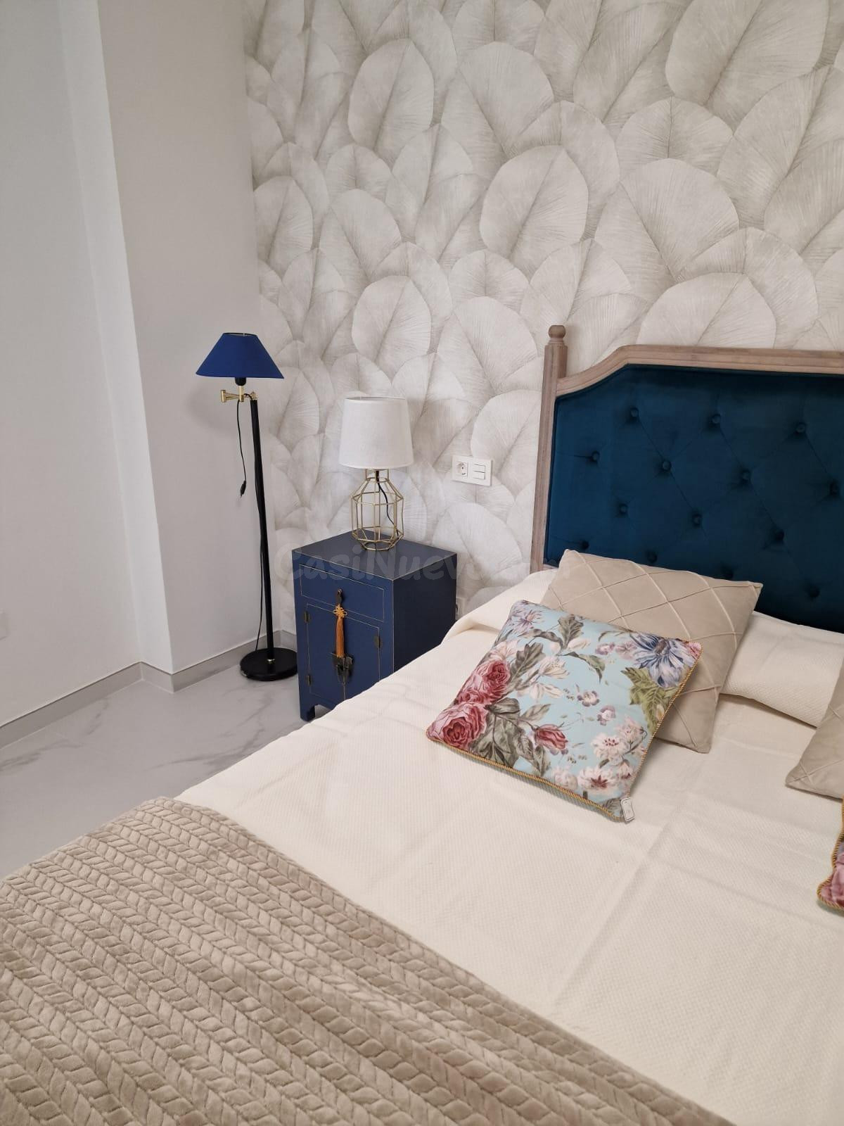 Exclusivo Piso Reformado en el Corazón de Granada - foto 3