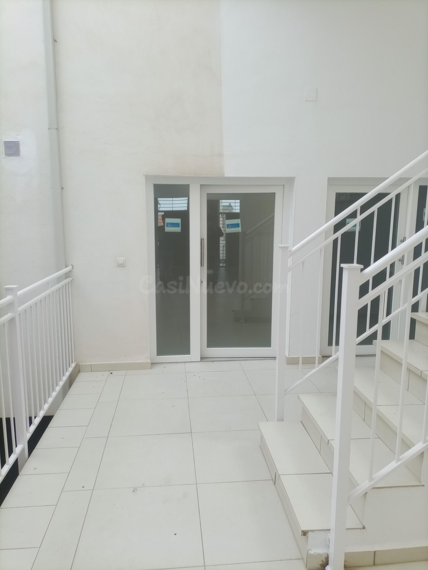 Oficina tipo estudio en alquiler en Cájar - foto 8