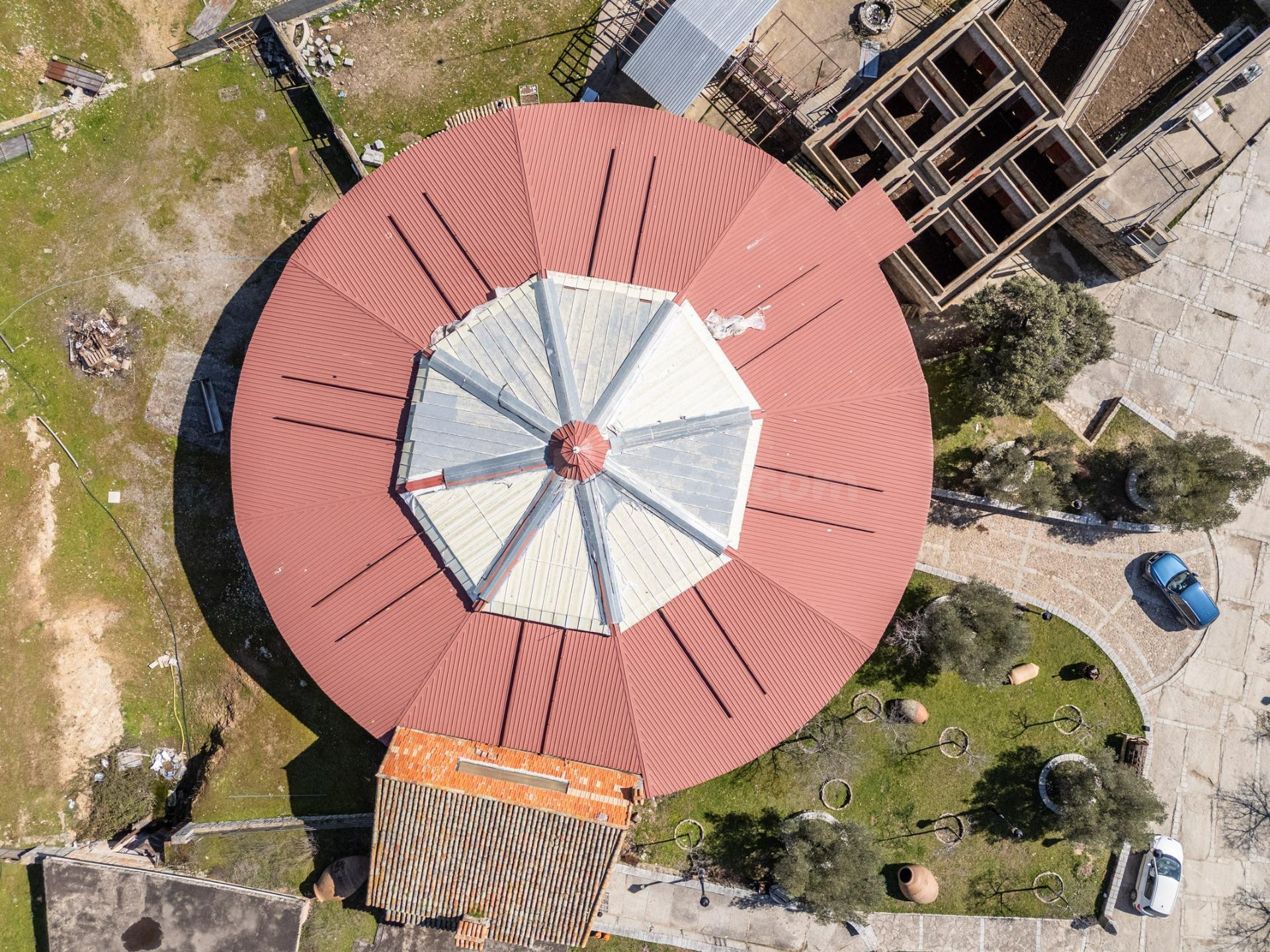 EXCLUSIVA FINCA GANADERA DE LUJO DE 93 HECTÁREAS CON PLAZA D - foto 25