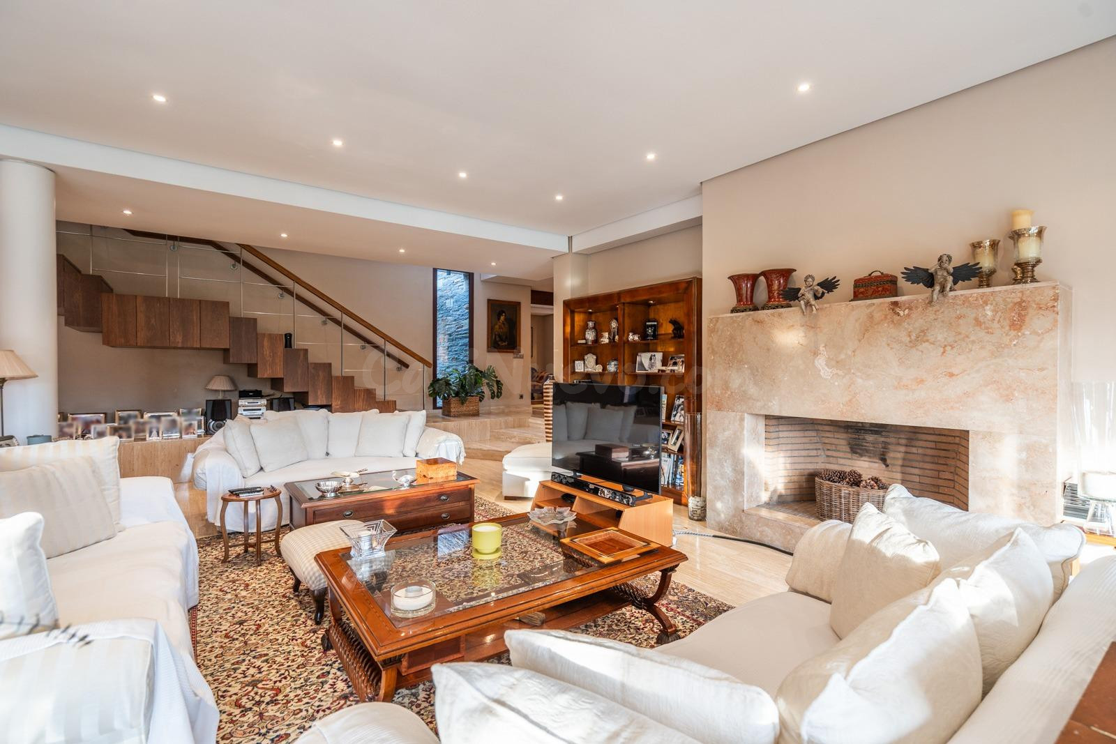 CHALET INDEPENDIENTE DE LUJO EN EL GOLF DE LAS ROZAS - foto 3