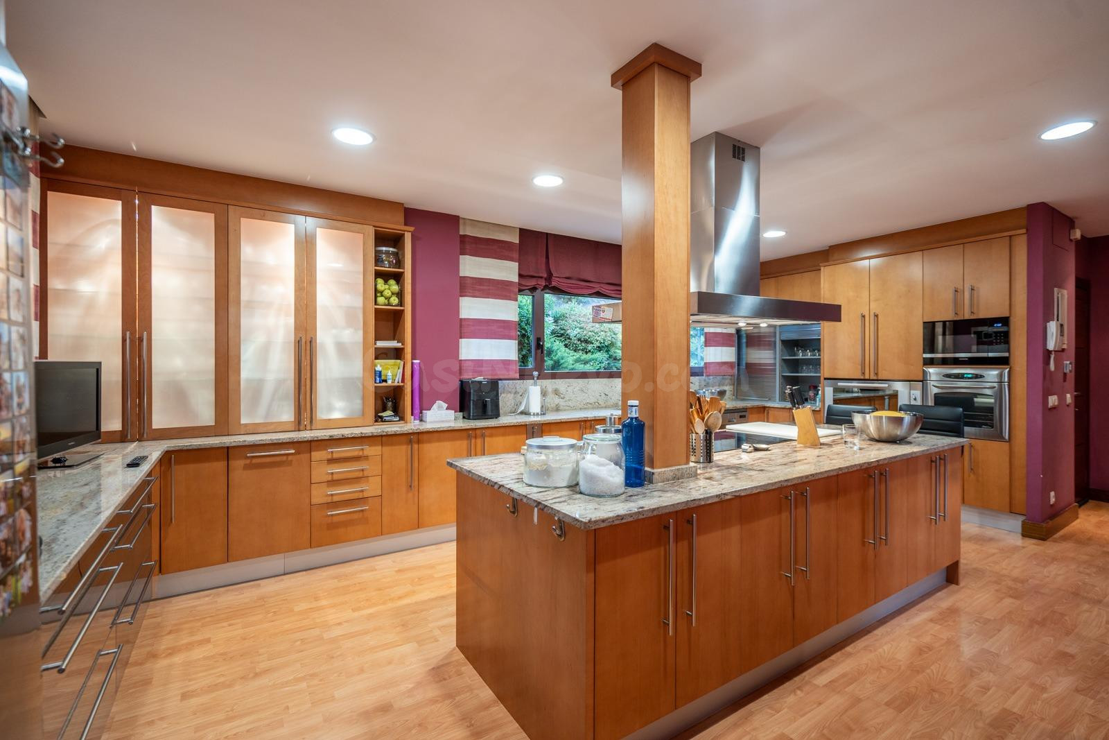 CHALET INDEPENDIENTE DE LUJO EN EL GOLF DE LAS ROZAS - foto 4