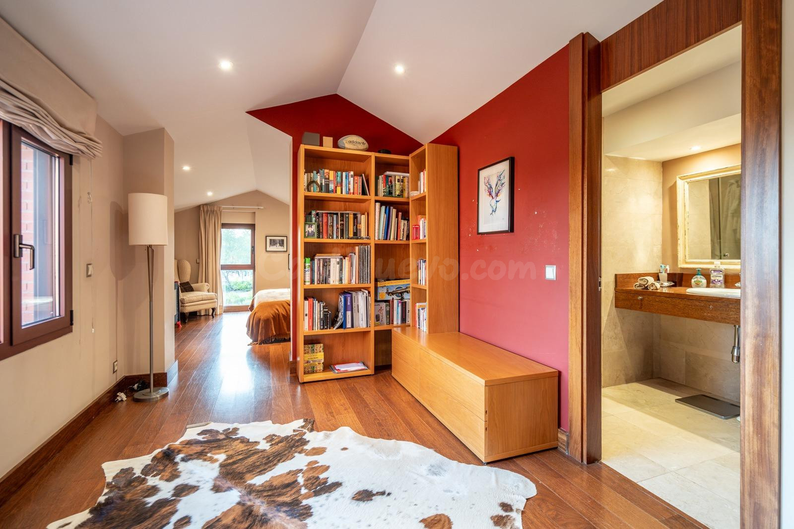 CHALET INDEPENDIENTE DE LUJO EN EL GOLF DE LAS ROZAS - foto 16