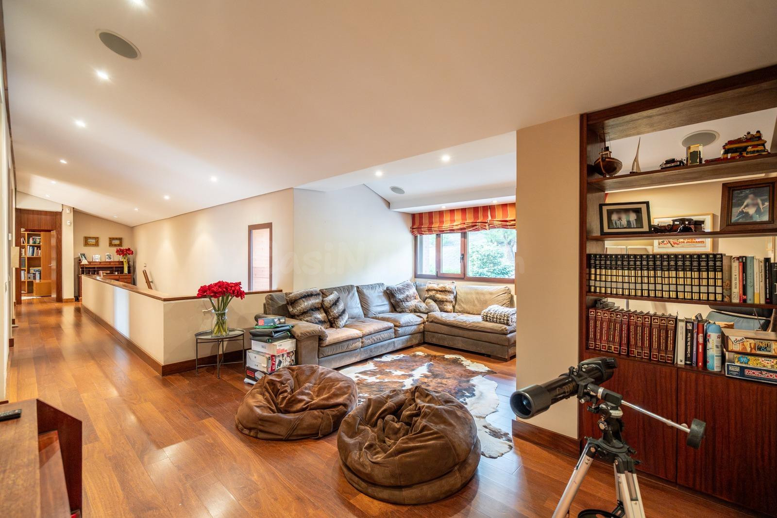 CHALET INDEPENDIENTE DE LUJO EN EL GOLF DE LAS ROZAS - foto 23