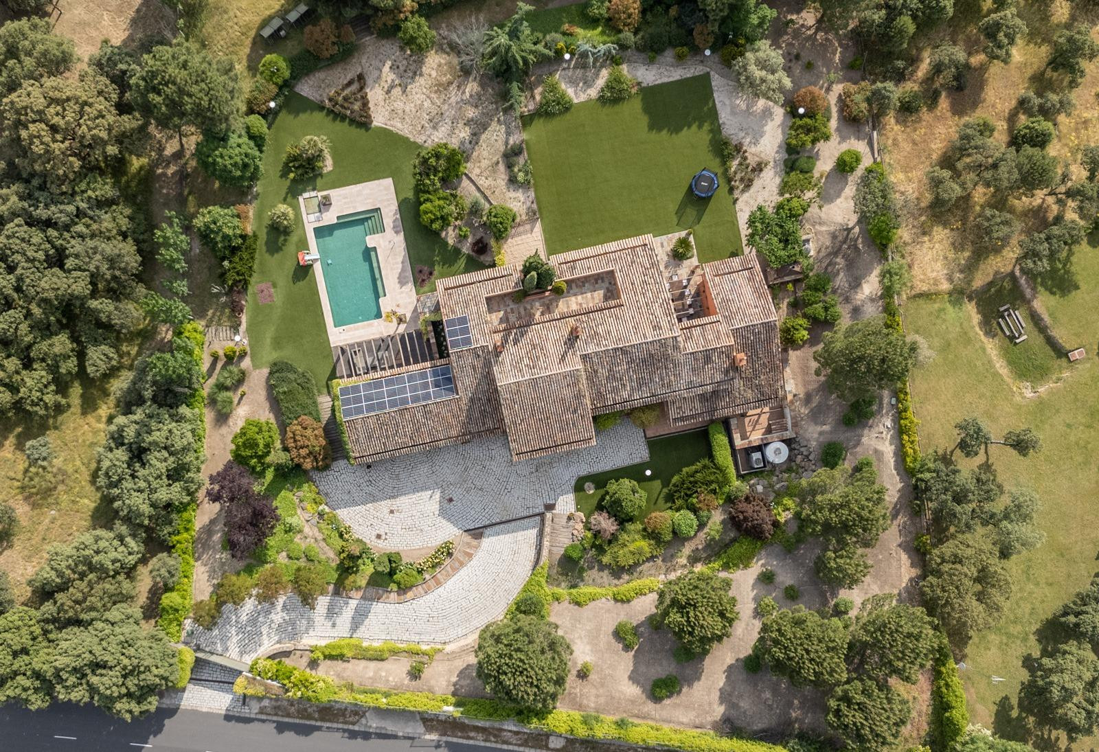 CHALET INDEPENDIENTE DE LUJO EN EL GOLF DE LAS ROZAS - foto 30