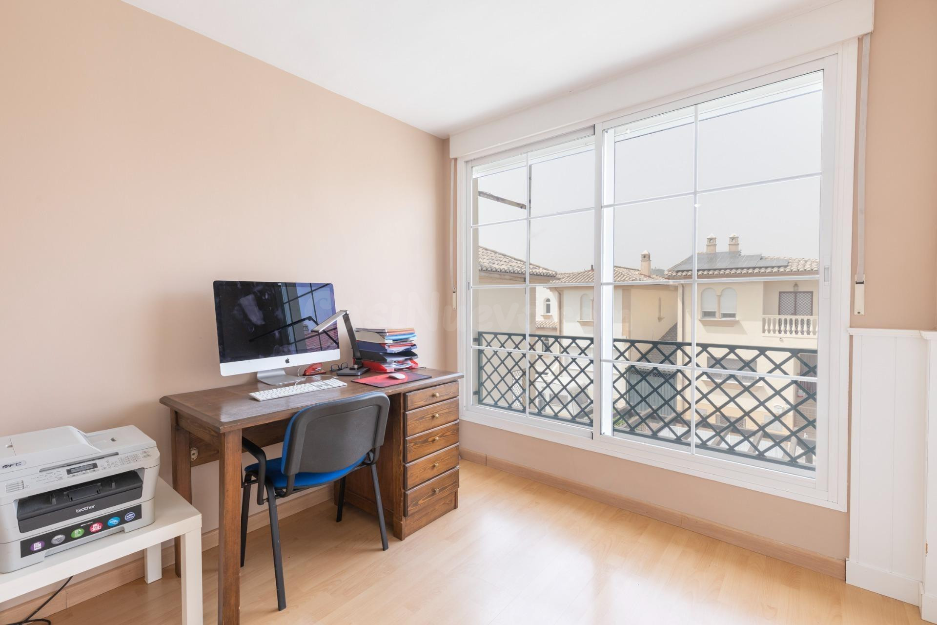 Exclusiva casa independiente en El Chaparral, Albolote. Una  - foto 32