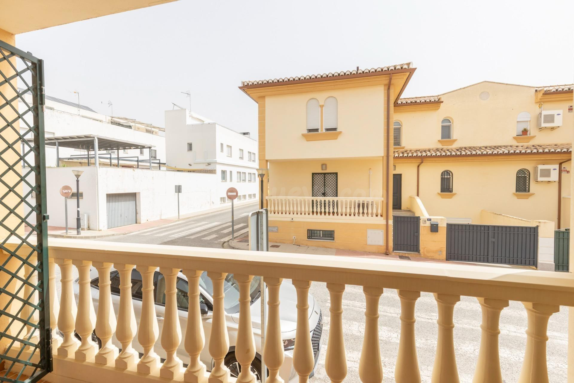 Exclusiva casa independiente en El Chaparral, Albolote. Una  - foto 49