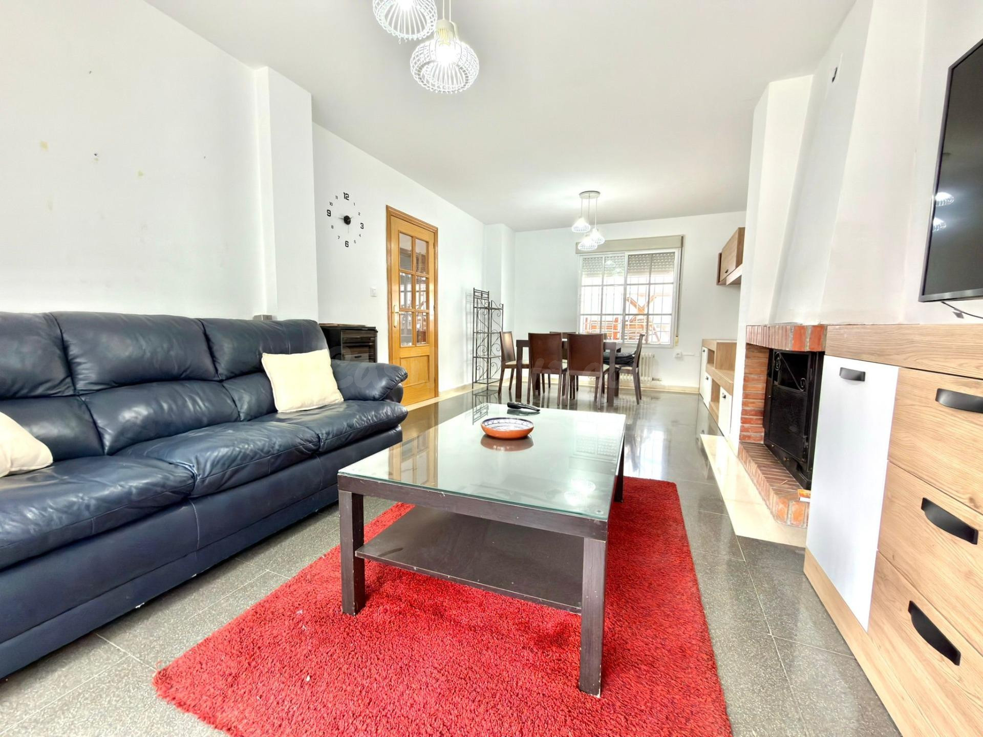 Chalet Independiente con piscina - foto 4