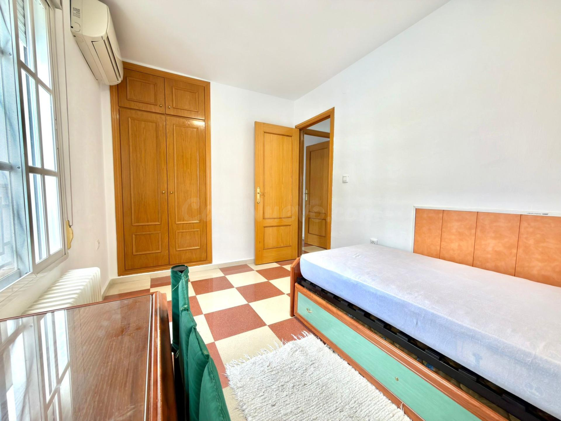 Chalet Independiente con piscina - foto 12