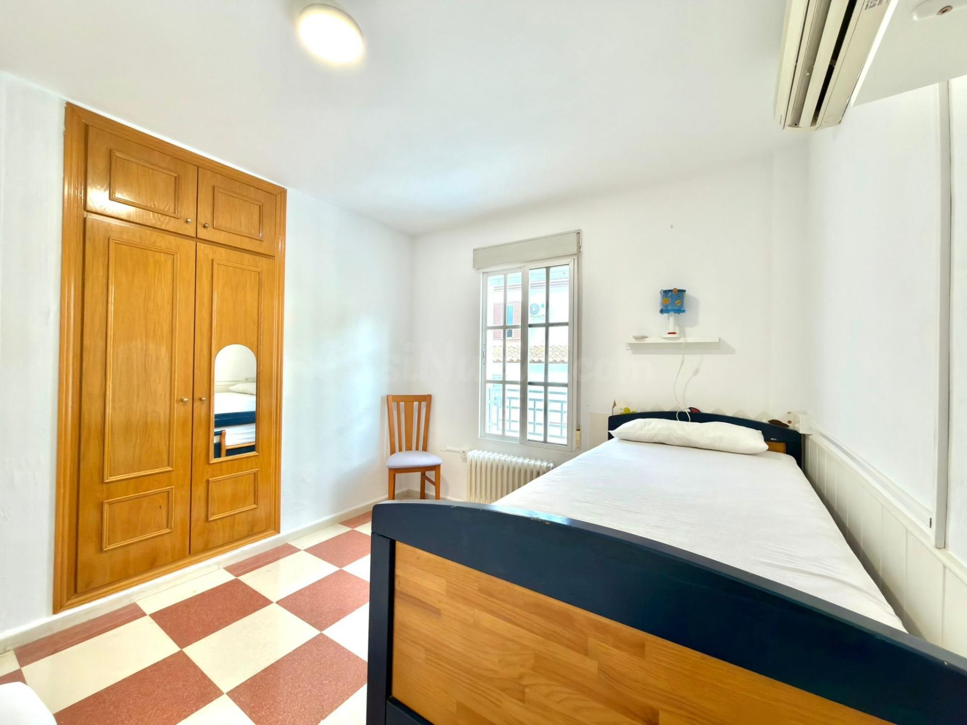 Chalet Independiente con piscina - foto 16