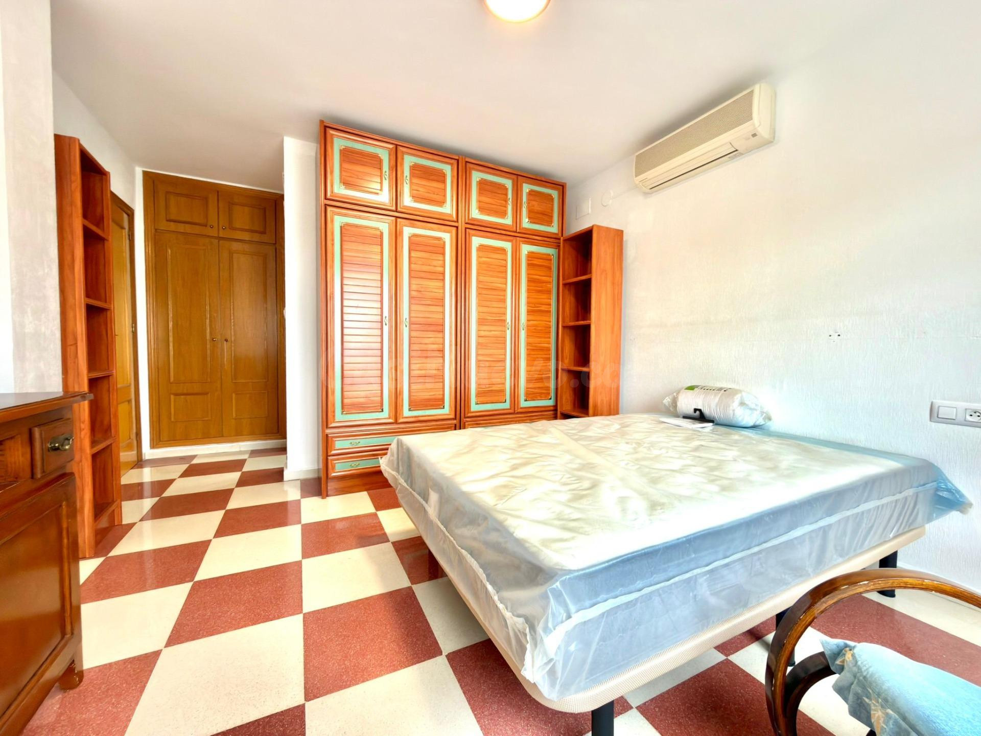 Chalet Independiente con piscina - foto 20