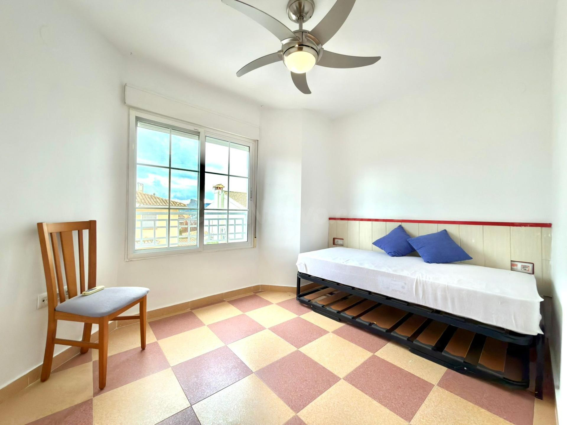 Chalet Independiente con piscina - foto 21