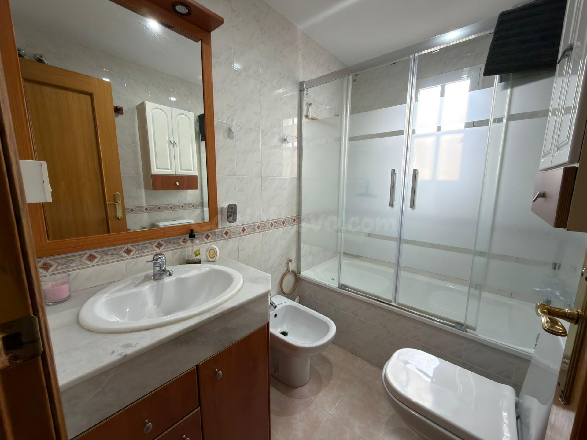 Chalet Independiente con piscina - foto 24