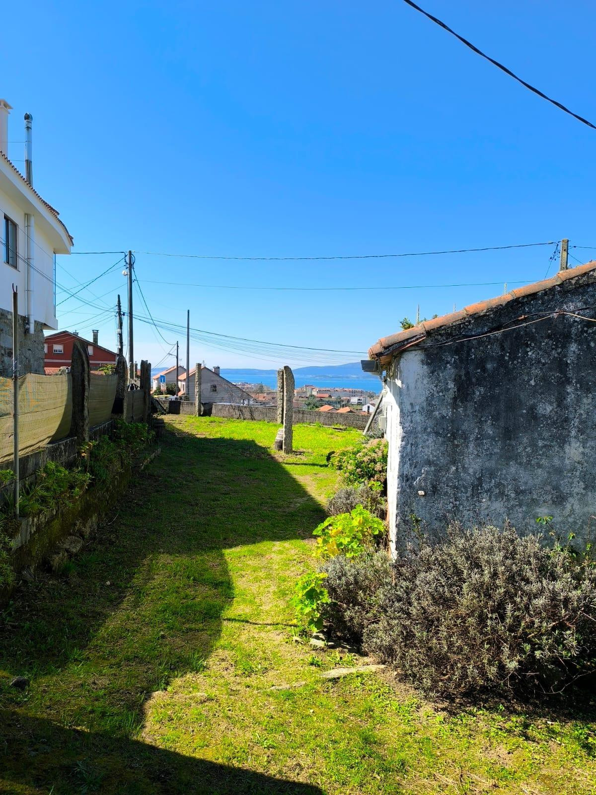 Casa  para reformar con fantásticas vistas en Vilagarcía de  - foto 5