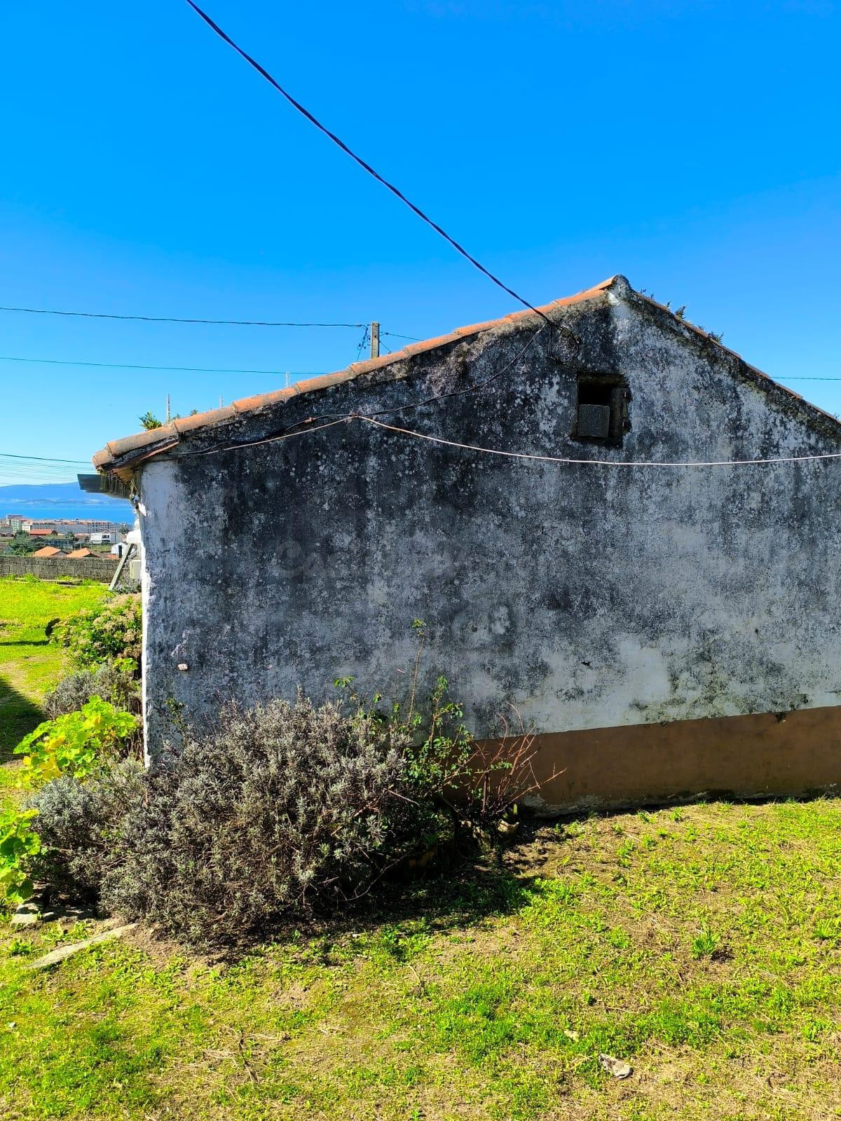 Casa  para reformar con fantásticas vistas en Vilagarcía de  - foto 6