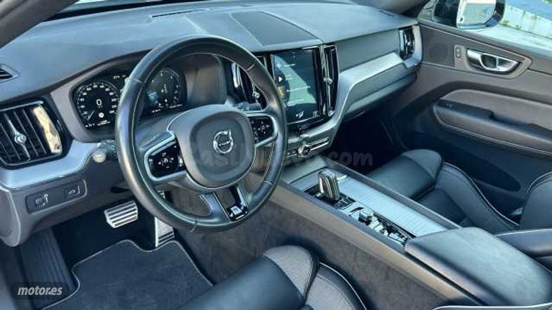 Volvo XC 60 - foto 5