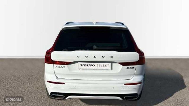 Volvo XC 60 - foto 8