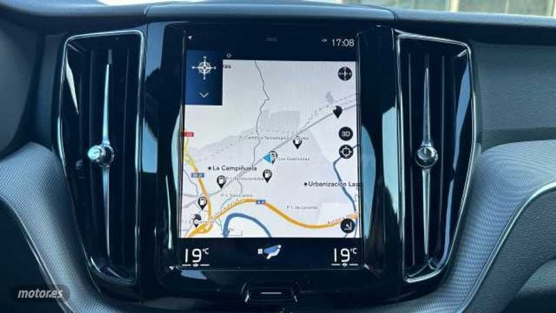 Volvo XC 60 - foto 17