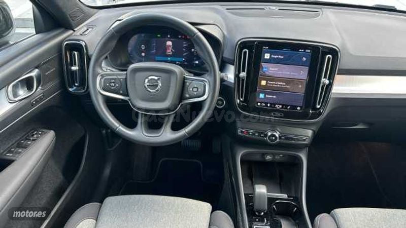 Volvo XC40 - foto 6