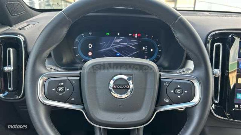 Volvo XC40 - foto 11