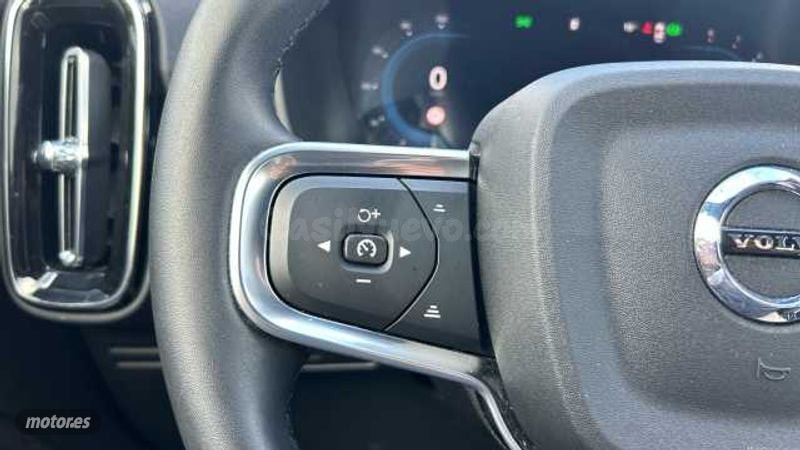 Volvo XC40 - foto 18