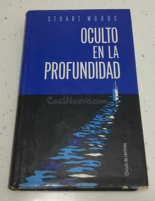 OCULTO EN LA PROFUNDIDAD, STUART WOODS
