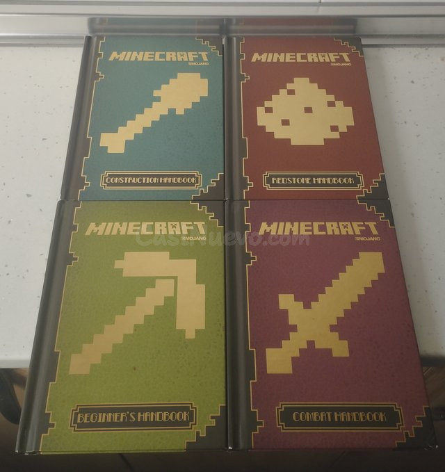 LOTE 4 GUÍAS MINECRAFT EN INGLÉS, NUEVAS