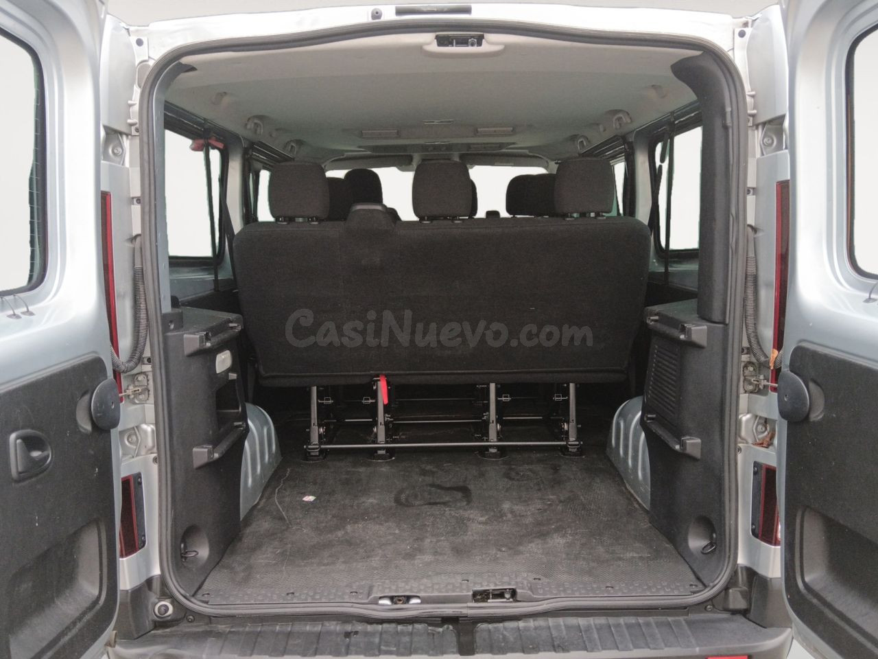 Renault Trafic 2.0 BLUE dCi L2H1 - foto 11