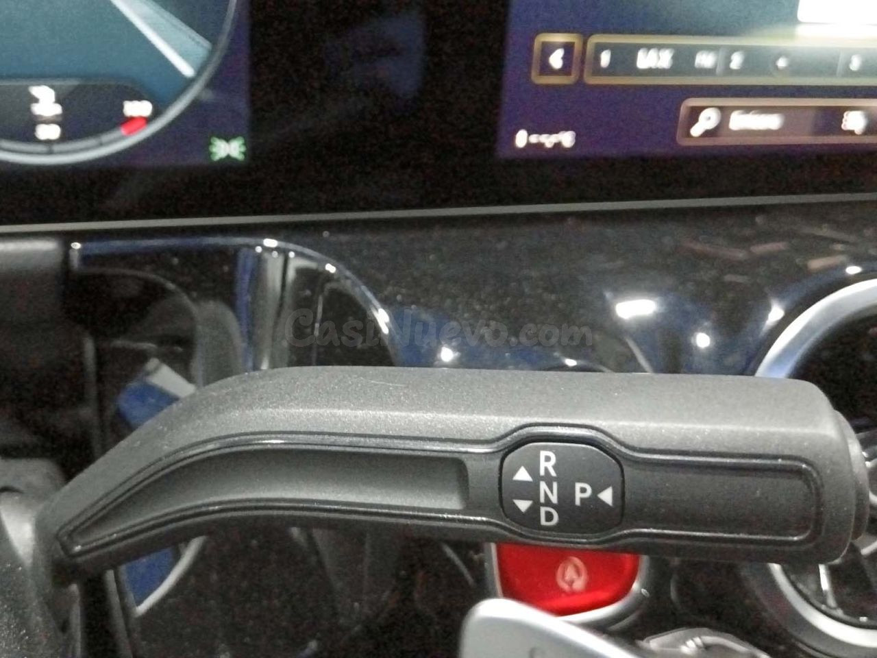 Mercedes GLA 180 AMG Line - foto 13