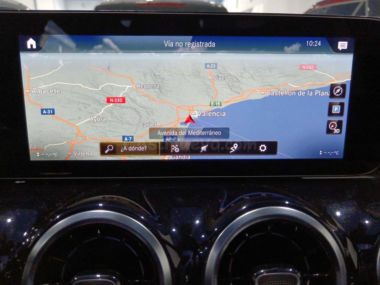 Mercedes GLA 180 AMG Line - foto 17