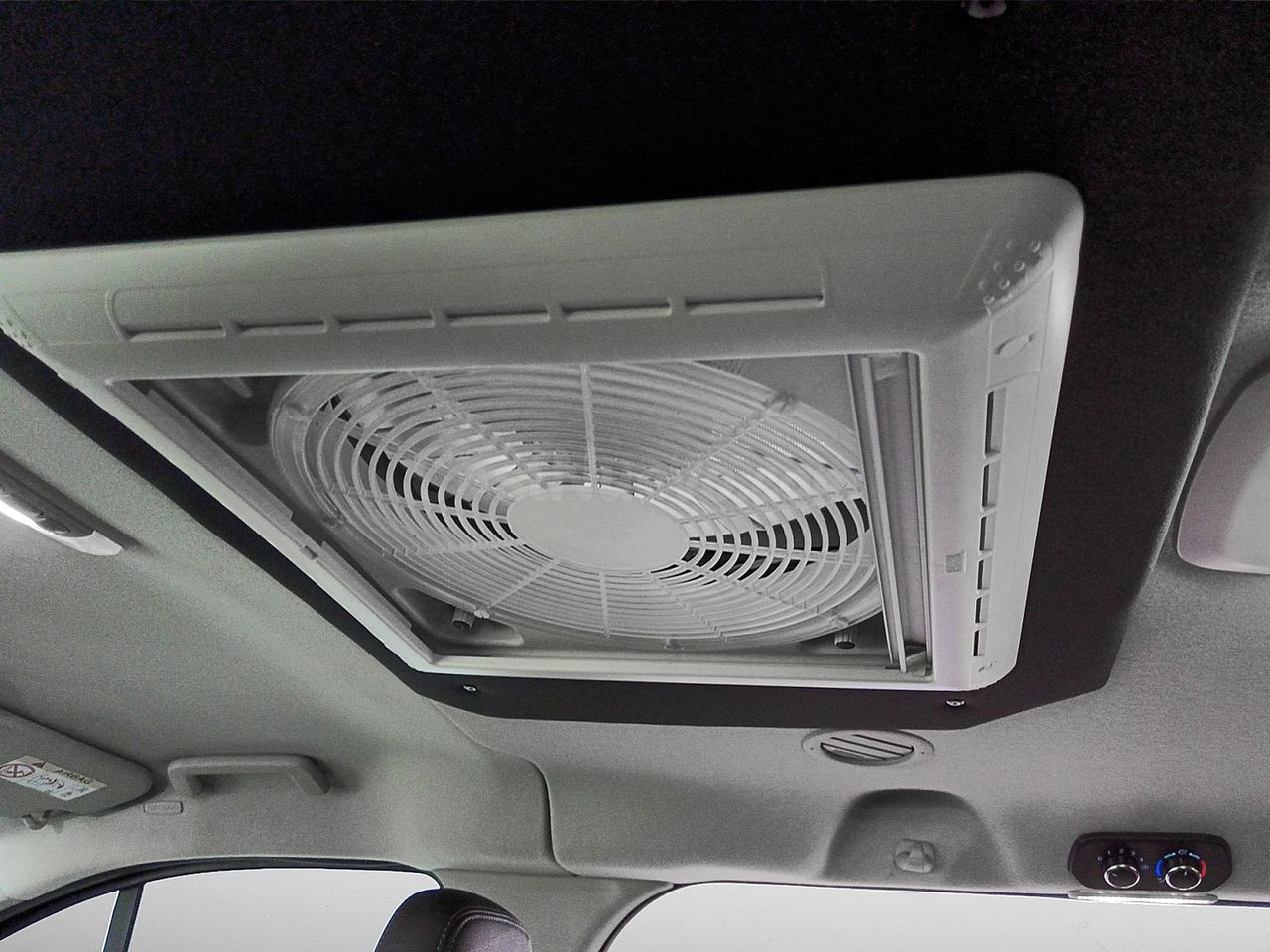 Ford Transit Custom 320 L1 Sport - foto 13