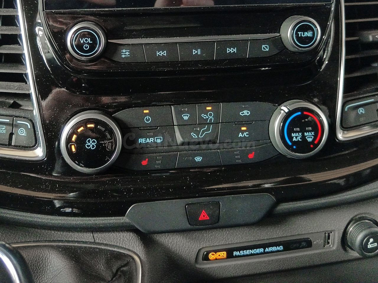 Ford Transit Custom 320 L1 Sport - foto 20