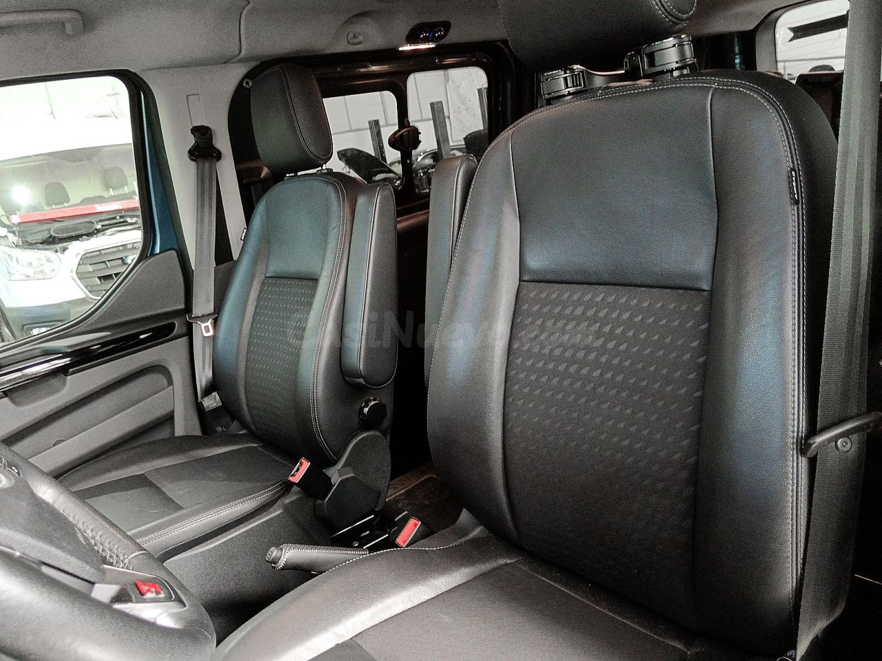 Ford Transit Custom 320 L1 Sport - foto 21