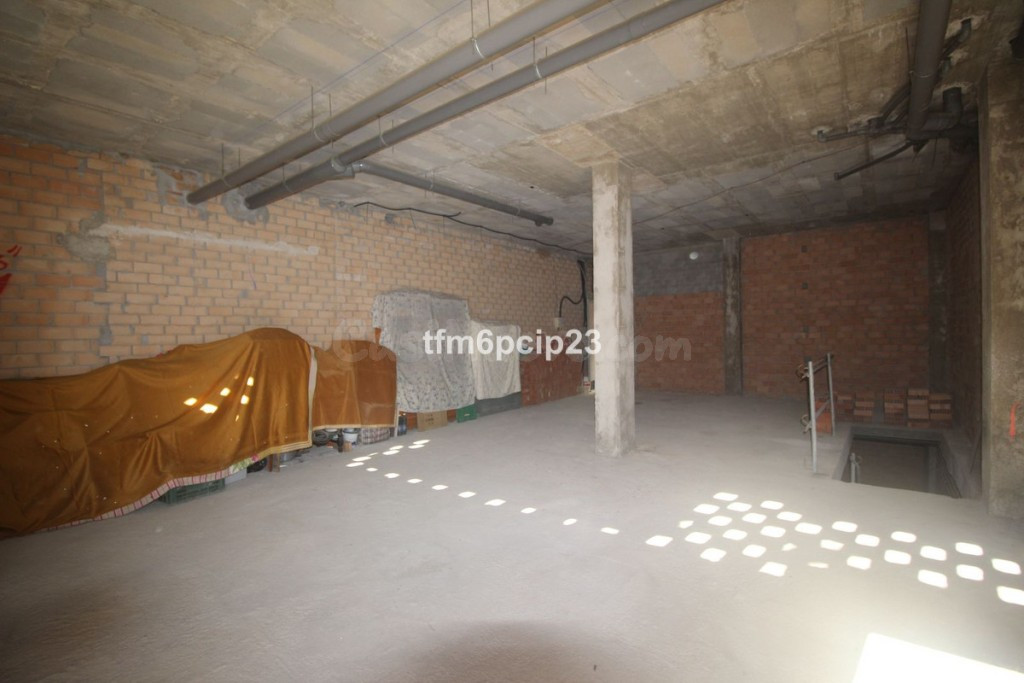 Local comercial en Venta en Estepona Málaga - foto 4