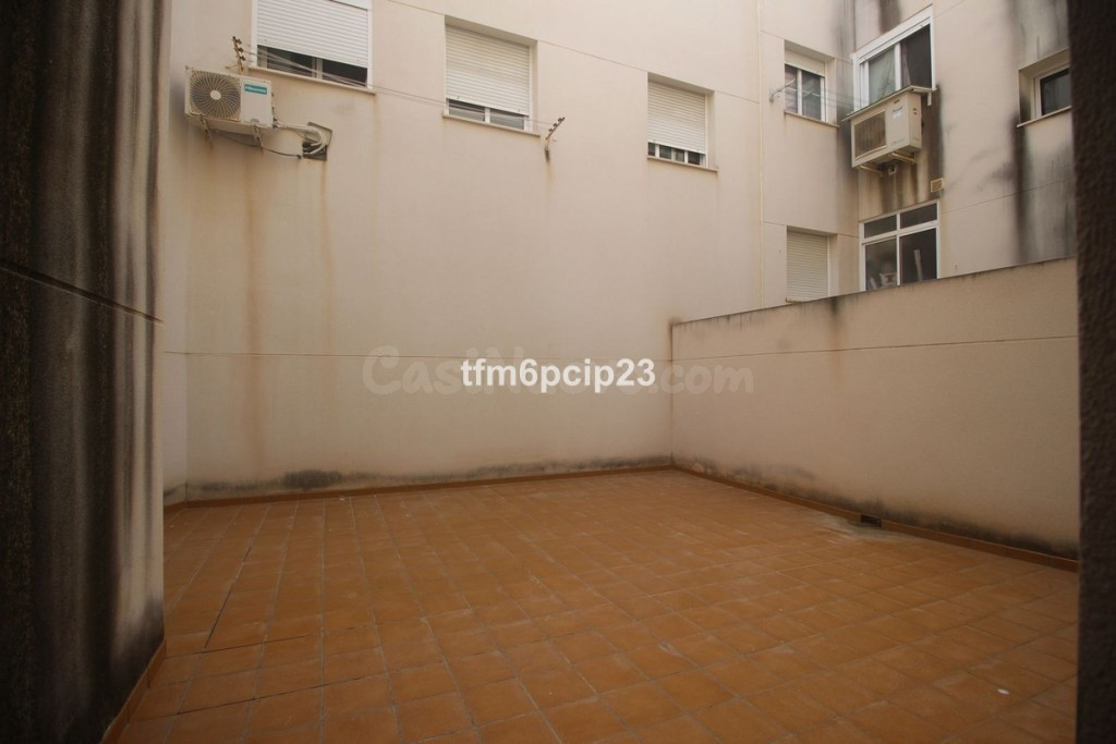 Local comercial en Venta en Estepona Málaga - foto 12