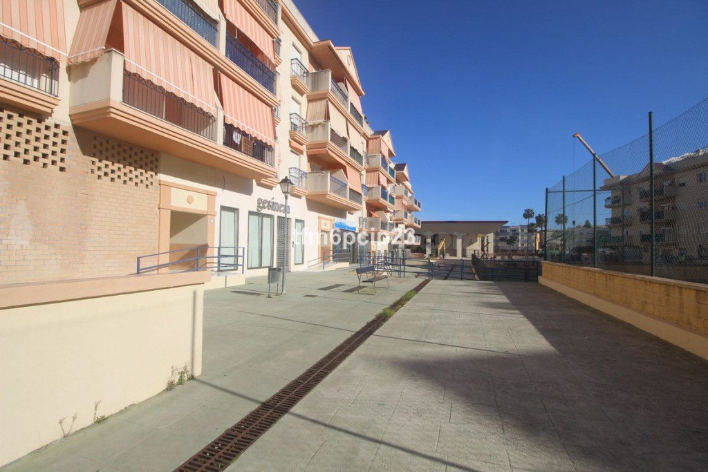 Local comercial en Venta en Estepona Málaga - foto 15
