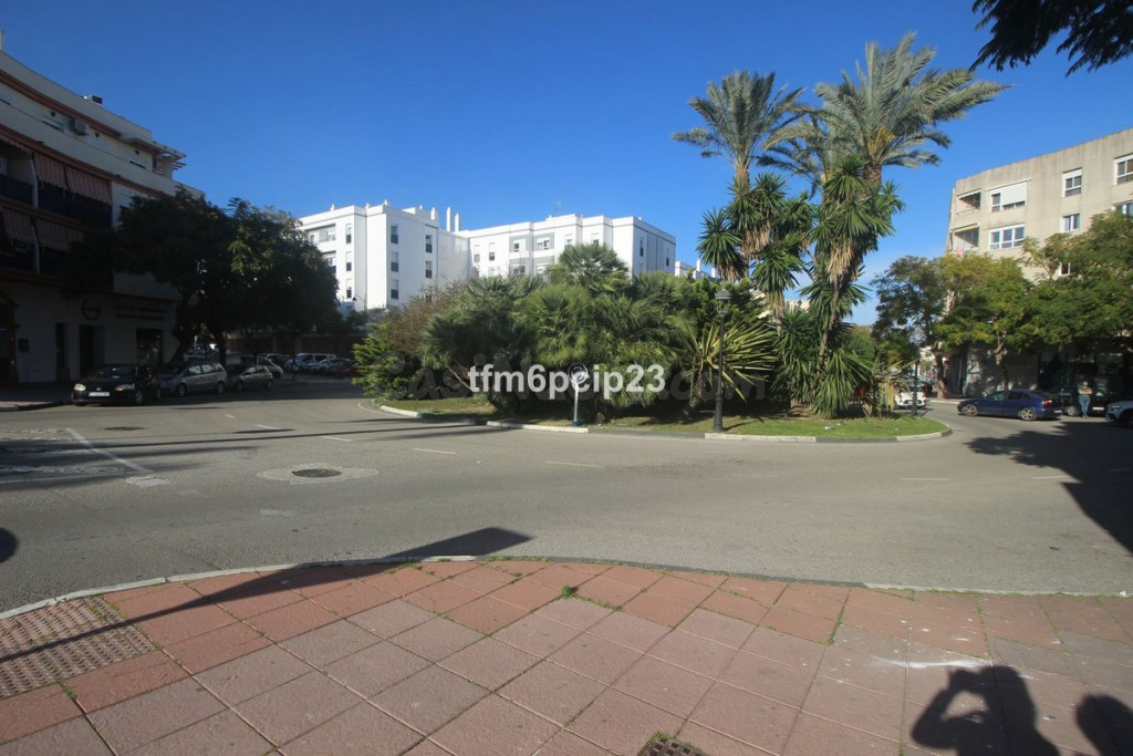 Local comercial en Venta en Estepona Málaga - foto 16