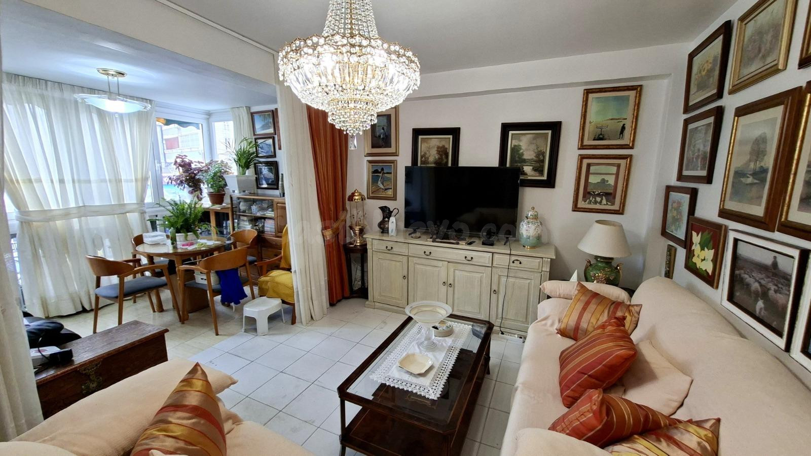 Gran Oportunidad: 4 habitaciones en Avda. del Mediterráneo - foto 5