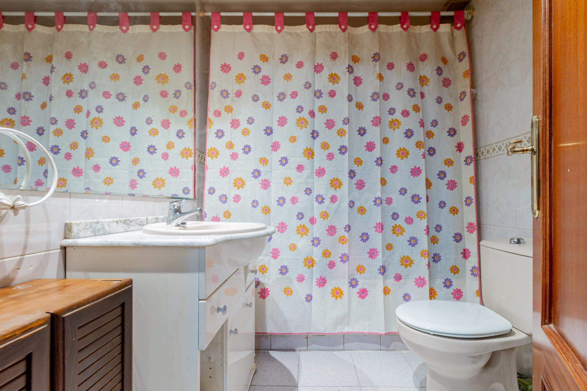 BONITO PISO EXTERIOR DE UN DORMITORIO EN LAS ROZAS. IDEAL PA - foto 17