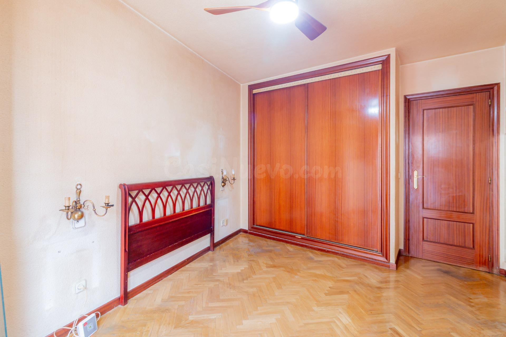 BONITO PISO EXTERIOR DE UN DORMITORIO EN LAS ROZAS. IDEAL PA - foto 20