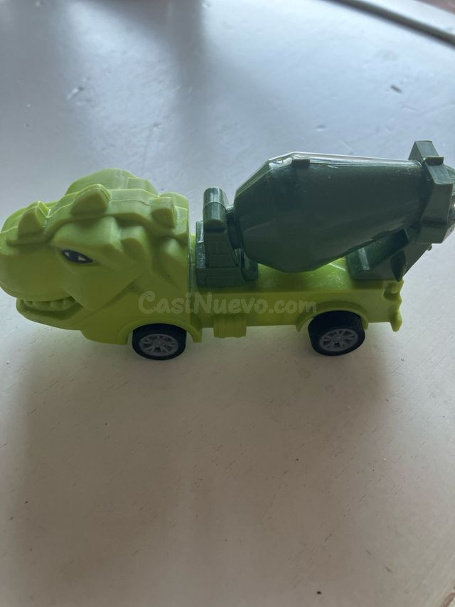 Coche dinosaurio-hormigonera - foto 2