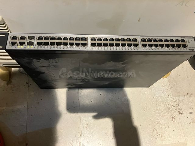 Switch D-Link DES-1252 48 Puertos + 4 Uplink