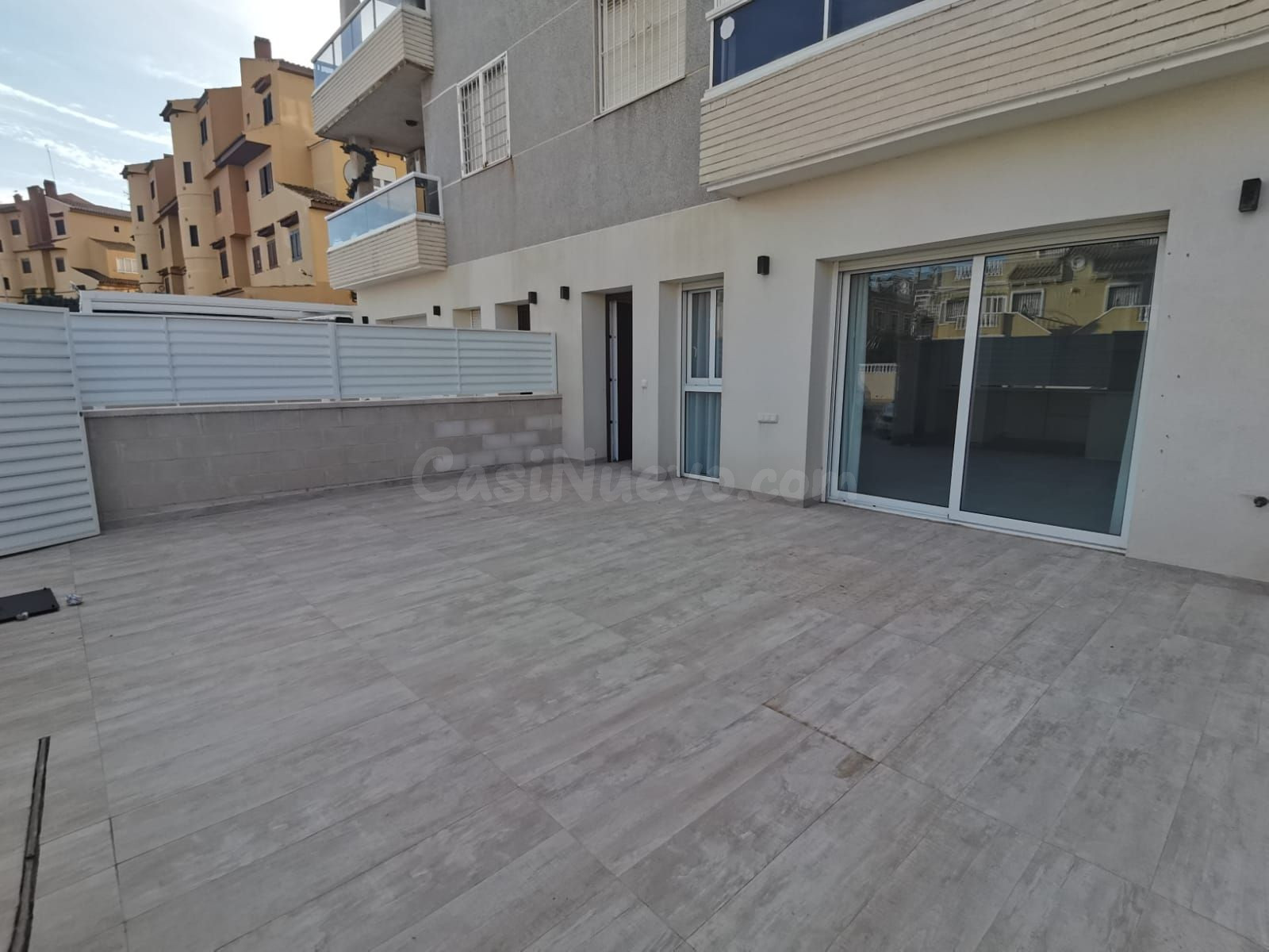 Apartamento de lujo en Torrevieja - foto 2