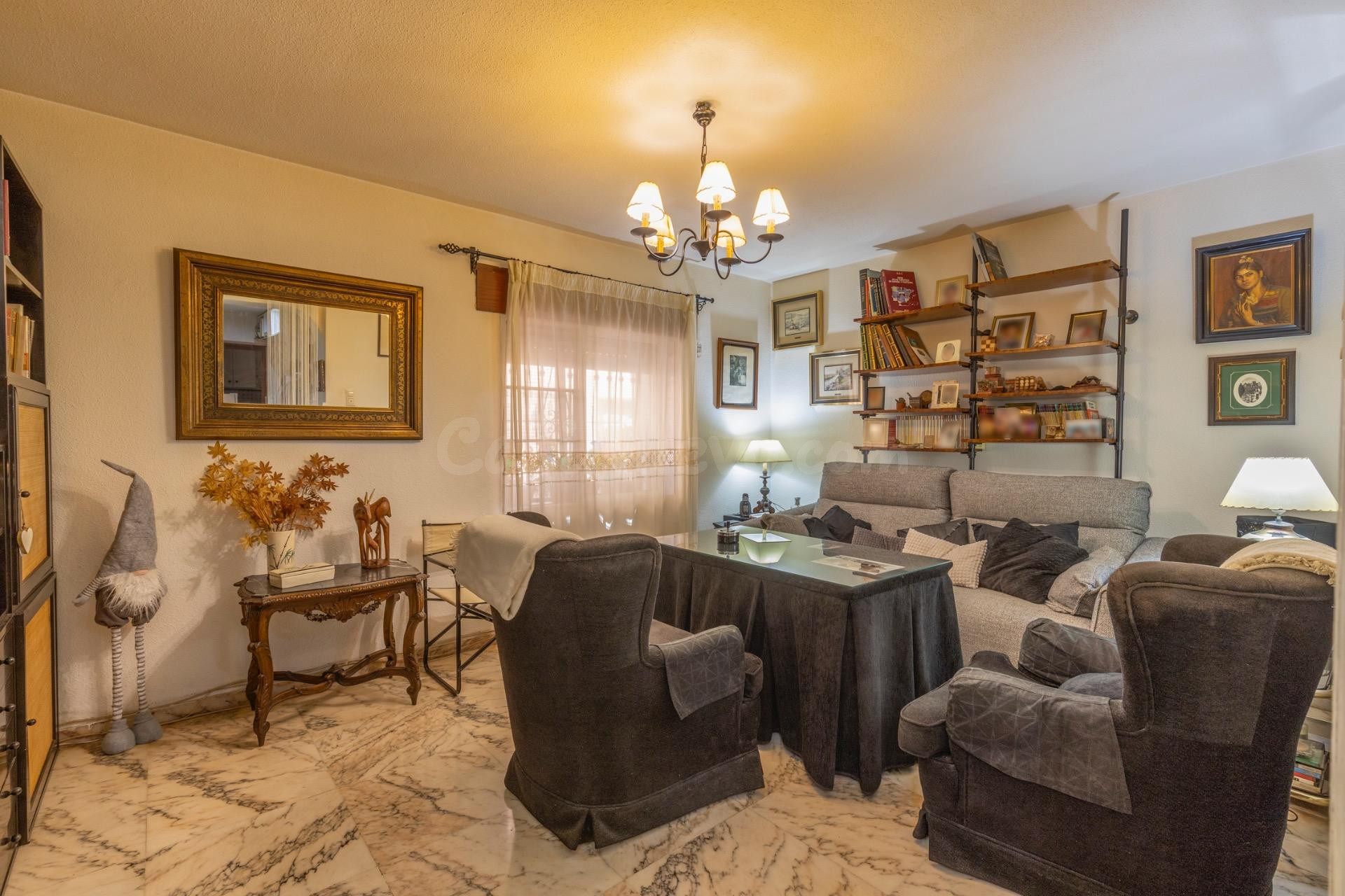 Piso en venta en Alhamar