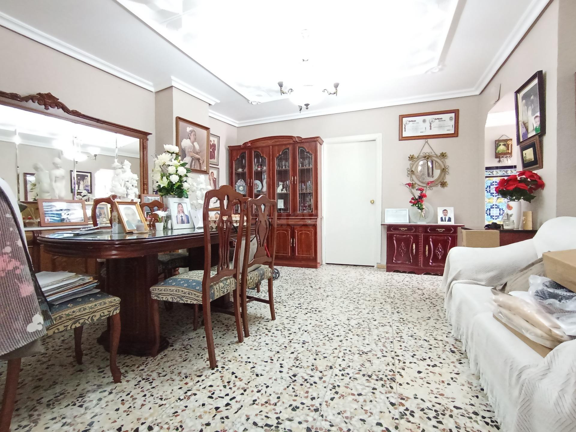 Casa de 3 habitaciones 2WC patio+azotea