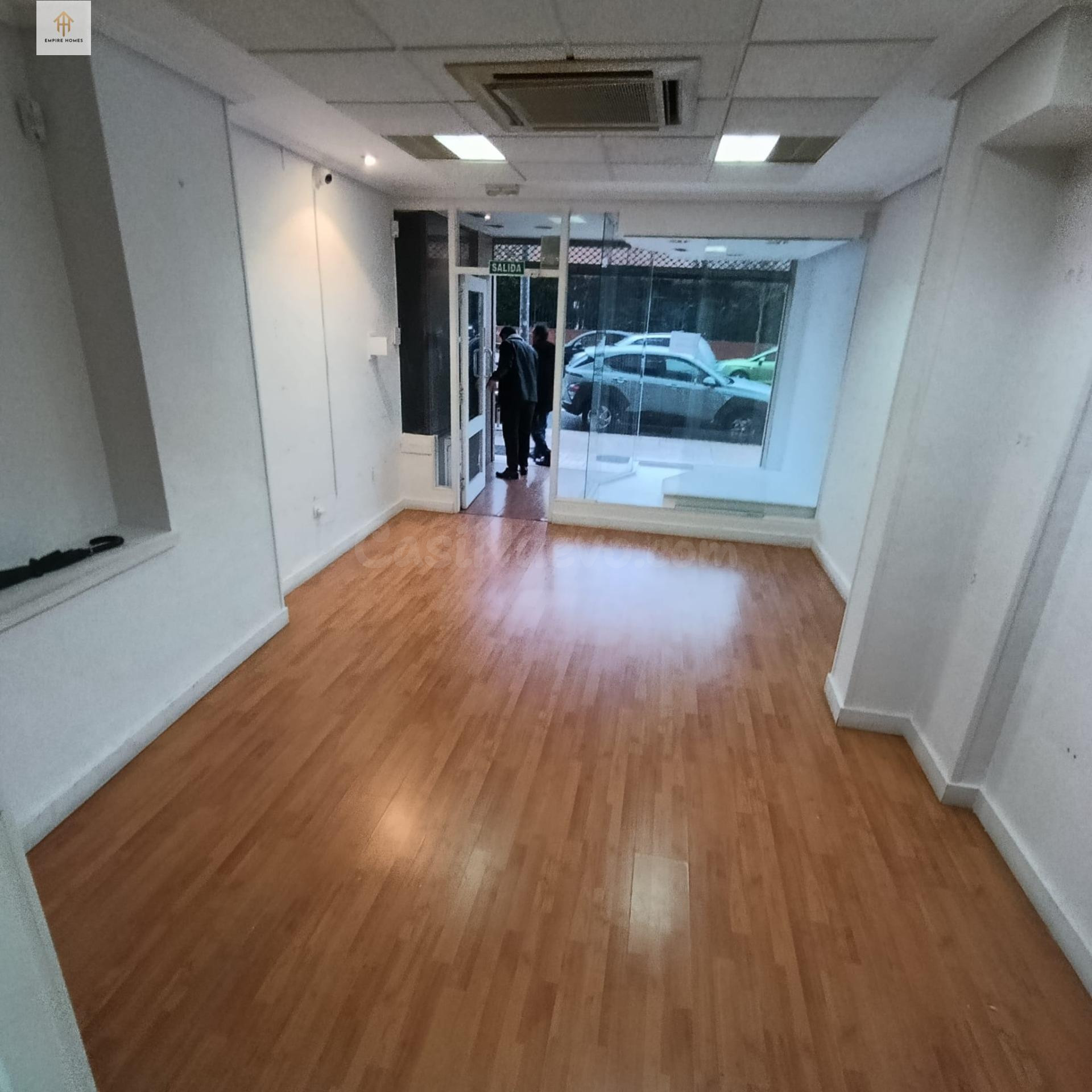 Local Comercial en Alquiler en Caceres - Zona PERU por Solo 500€