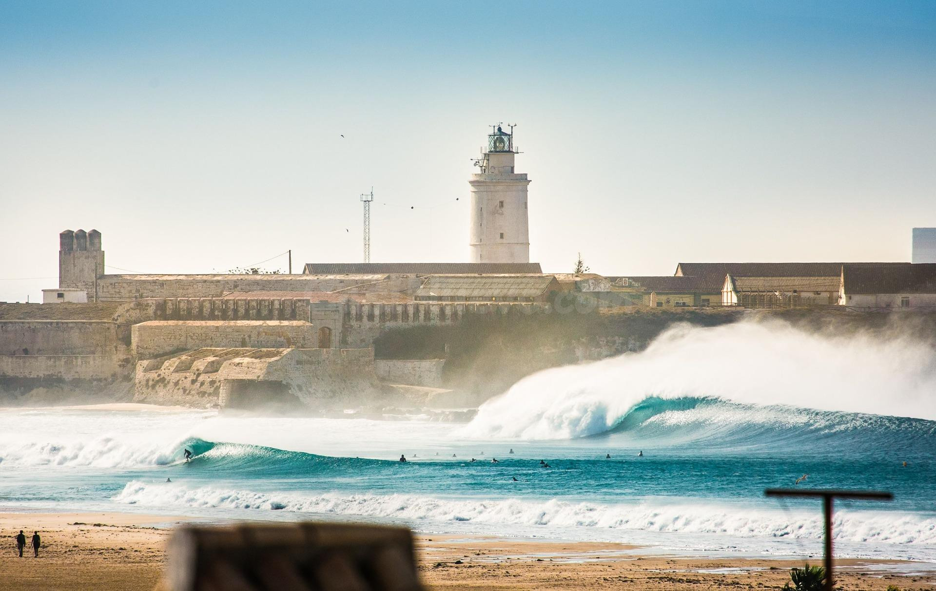 MIRADORES EN TARIFA CON CASA PARA REFORMAR / VIEWPOINTS IN TARIFA WITH HOUSE TO RENOVATE