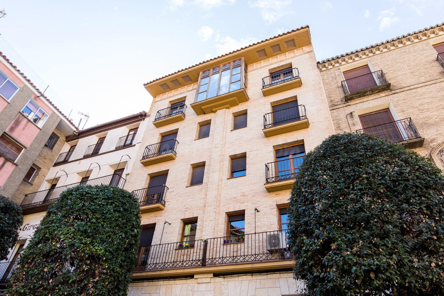 EXCLUSIVO ÁTICO TRÍPLEX CON GARAJE EN EL CENTRO DE BORJA