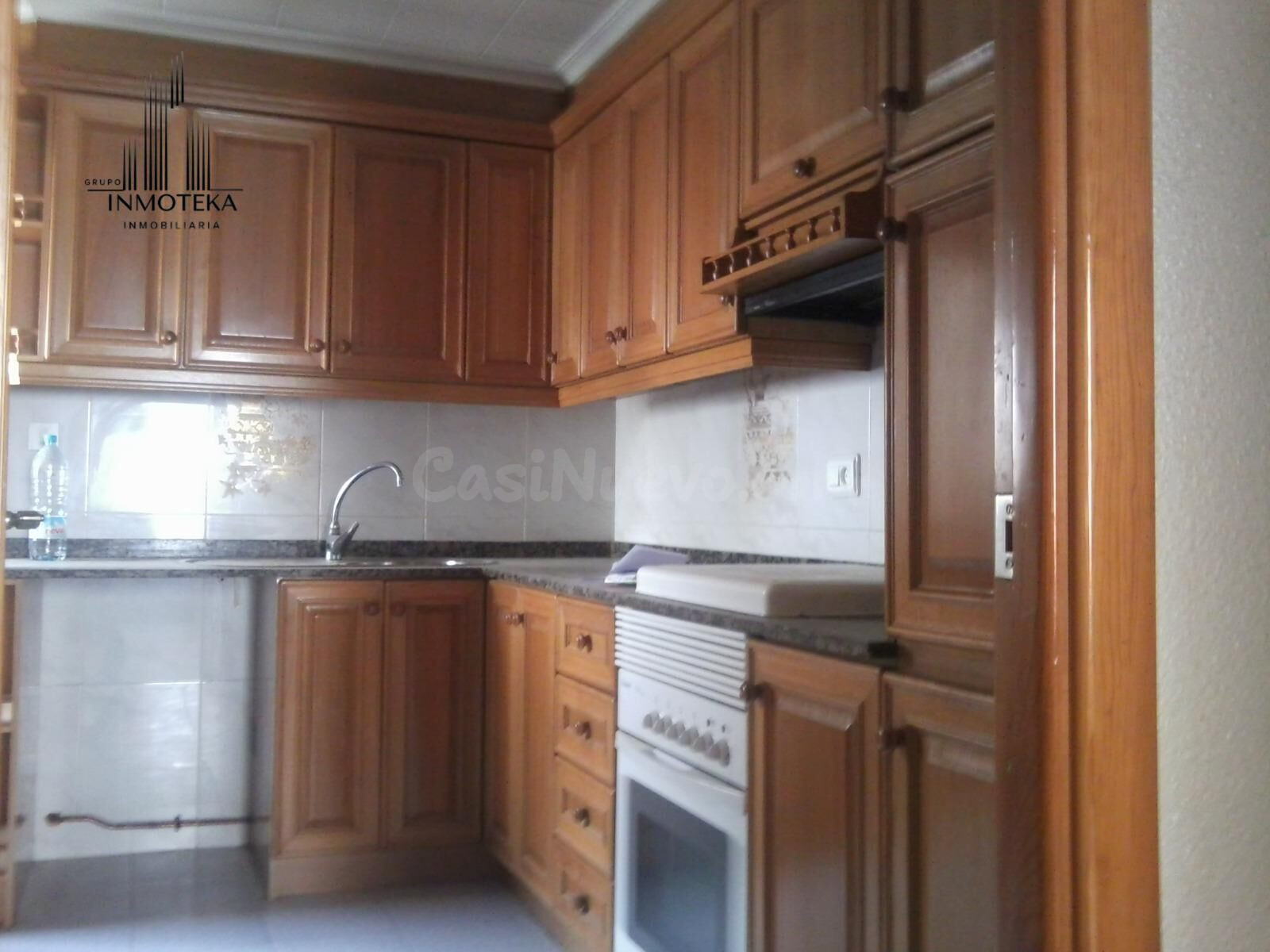 REF: C098 GRUPO INMOTEKA INMOBILIARIA VENDE PISO ZONA CENTRO EN ALMANSA