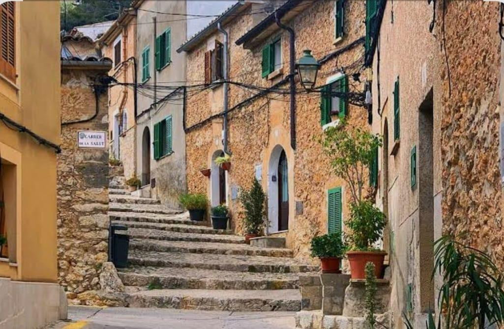 Encantadora Casa Reformada en Andratx Pueblo, Palma de Mallorca