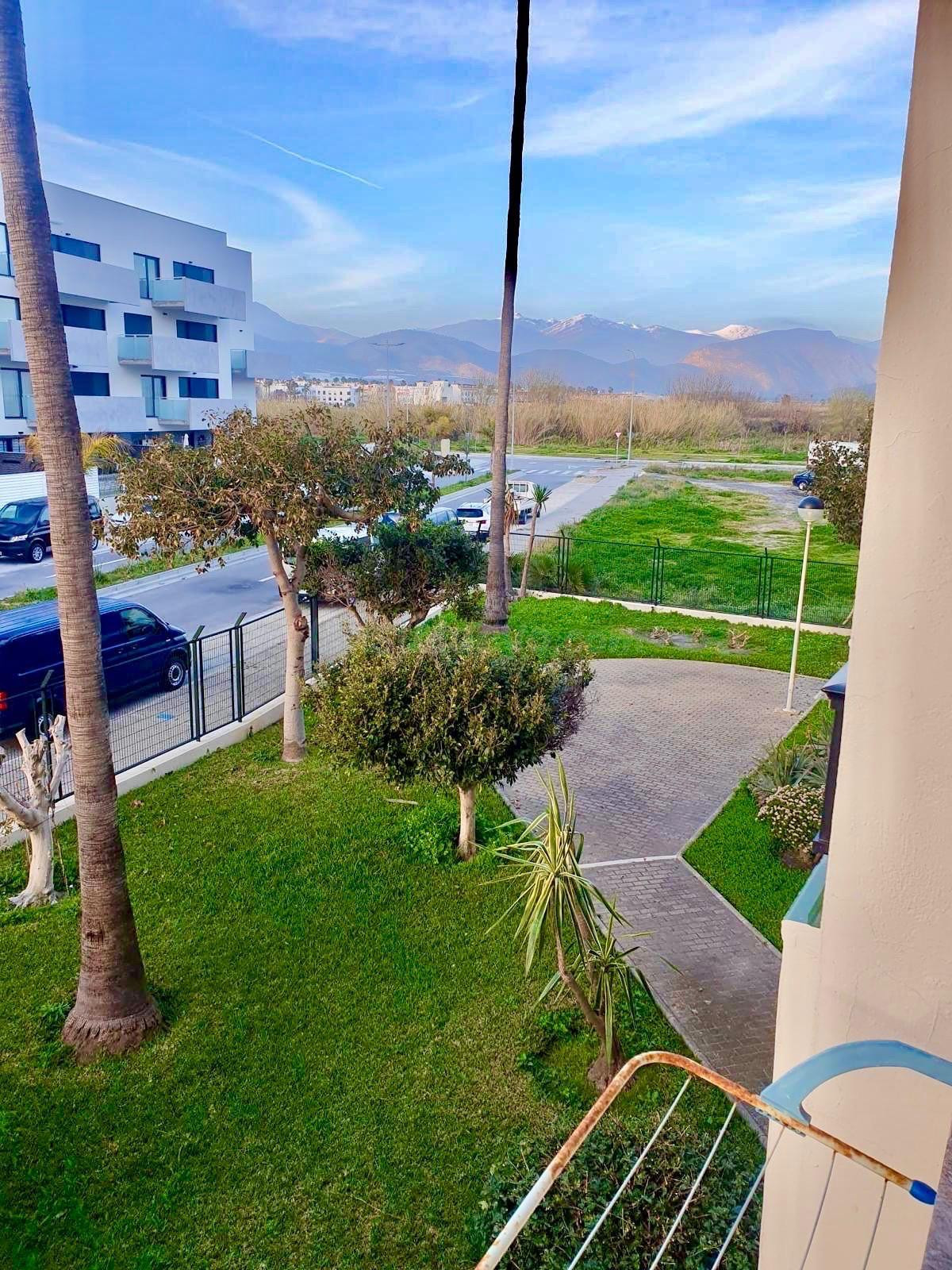 ¡Tu Oasis en la Costa! ☀️